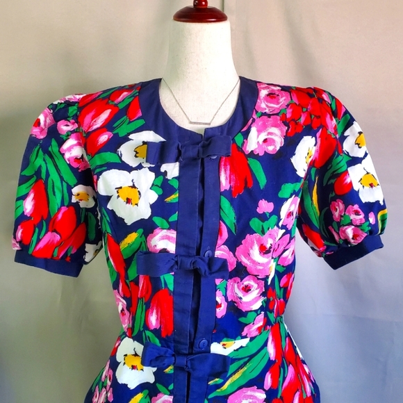 STUART ALAN | Floral 2pc Skirt Suit Set in Navy sz 12 - Picture 7 of 10